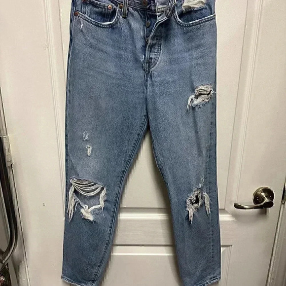 Levis brand premium denim distressed jeans - Picture 1 of 6